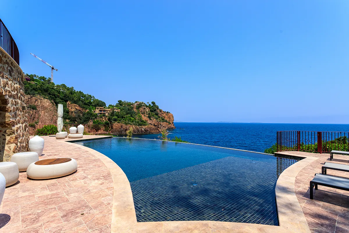real estate videographer French Riviera luxury villa