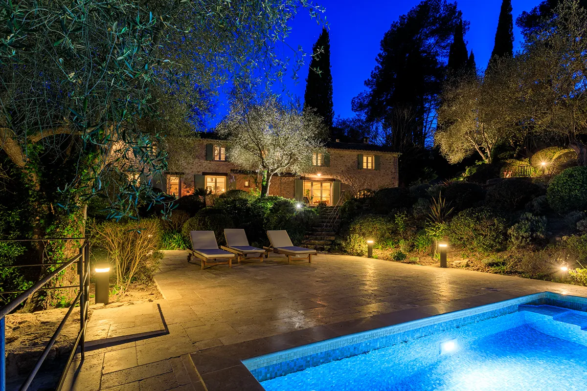 Hotel photographer French Riviera luxury hotel terrace